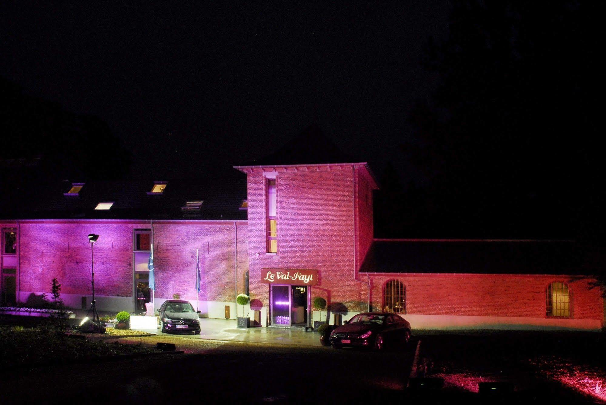 Hotel Le Val-Fayt Fayt-lez-Manage Exterior foto